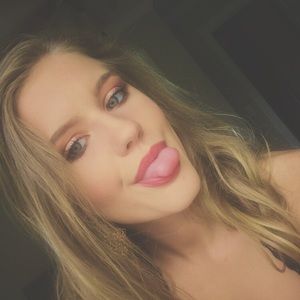 Meet your Posher, Craigan